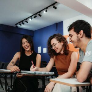Inglês em grupo - 1 módulo